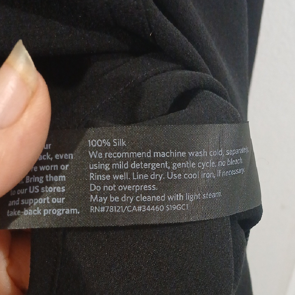 Eileen Fisher Black Sleeveless Top - Picture 4 of 4